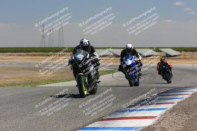media/Sep-04-2023-Lets Ride (Mon) [[34443f911e]]/B Group/1220pm (Wheelie Bump)/